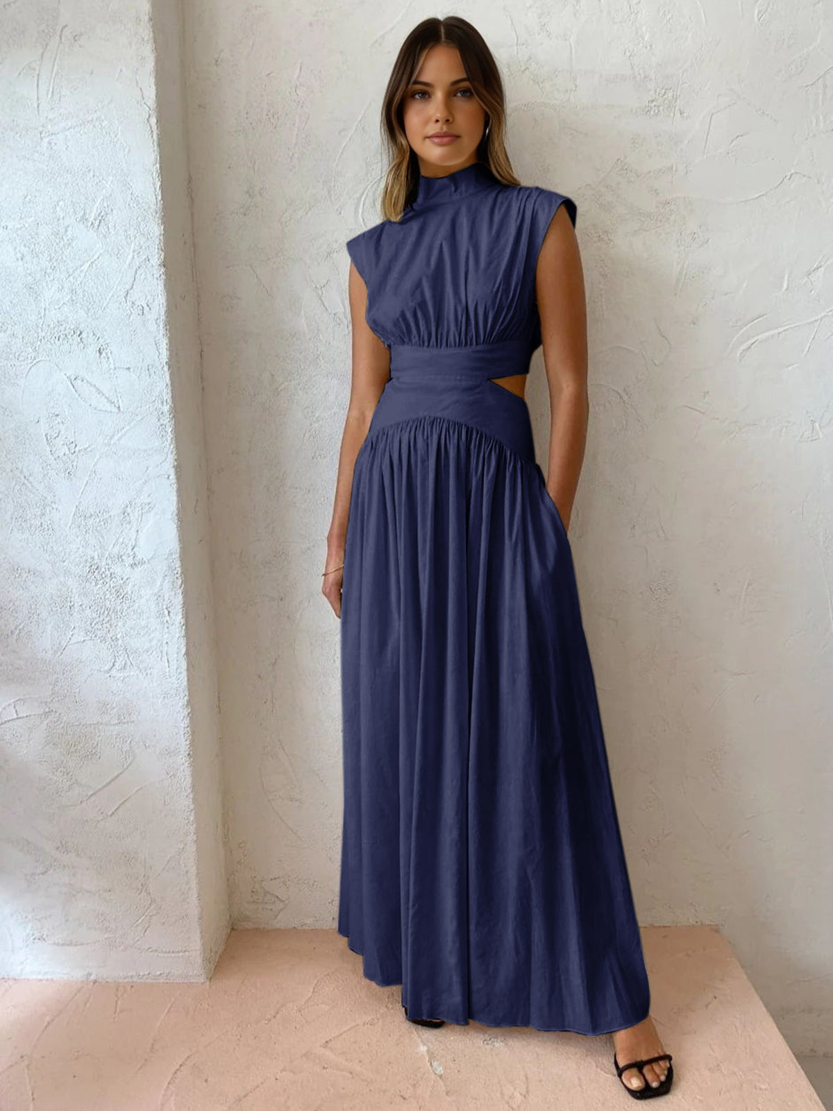 Maxi Jurk Plooirok met Cut Out Detail Zomerjurk