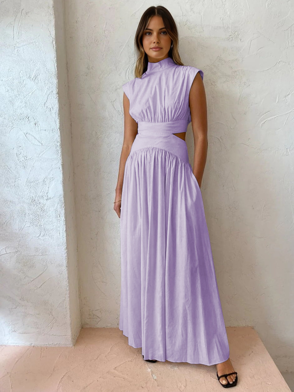 Maxi Jurk met Cut-out Detail en Plooi