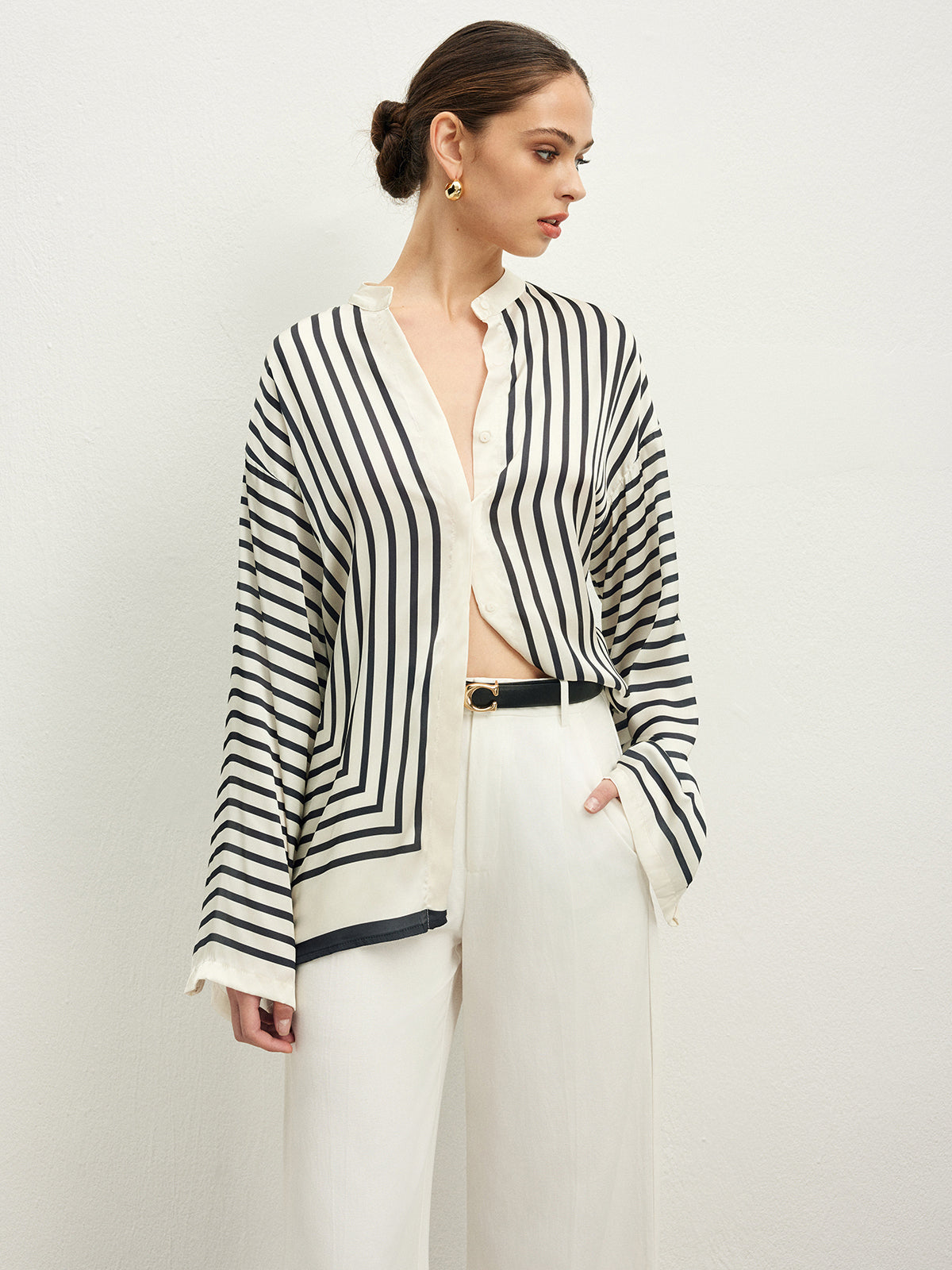 Vrouwelijke Blouse Satijnen Stof Gestreept Elegante Stijl