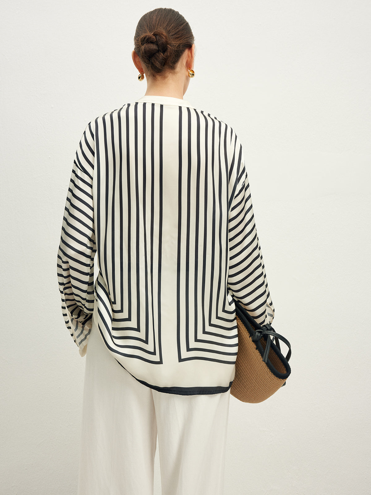 Vrouwelijke Blouse Satijnen Stof Gestreept Elegante Stijl