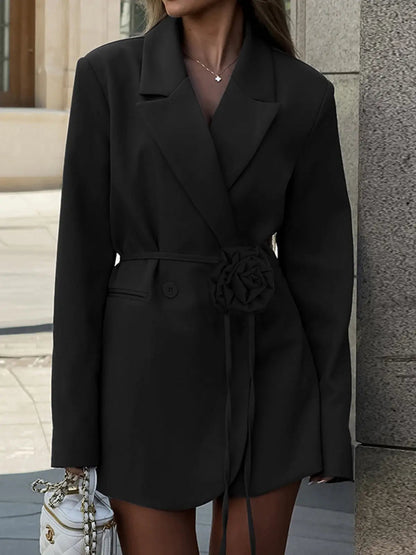 Dames Blazer met Tailleband en Rood Accent - StudioMarella