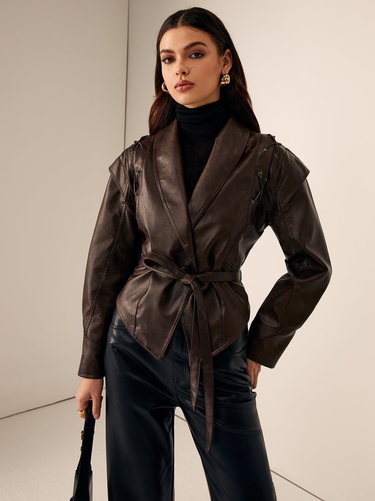 Lederblazer Tailliert met Ceintuur Elegant en Chic - StudioMarella