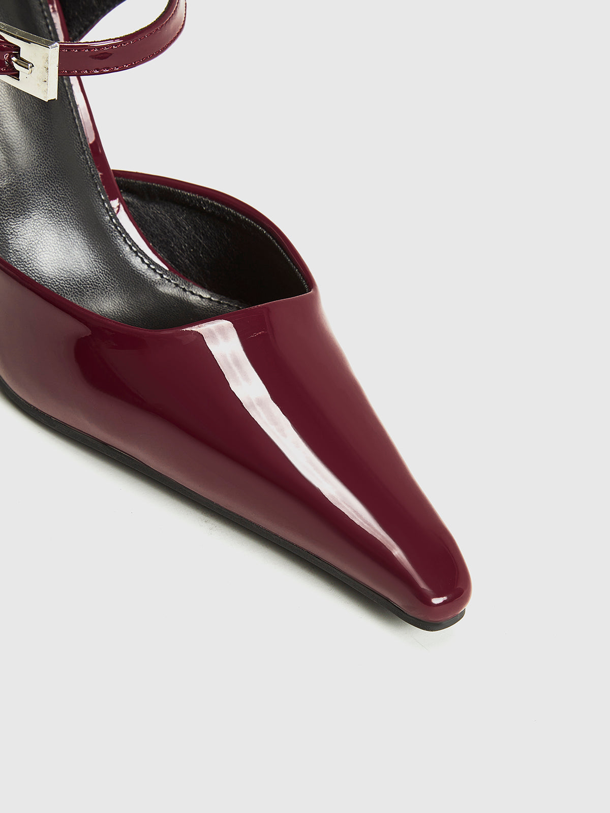 Hoge Hakken Slingback met Spitse Neus