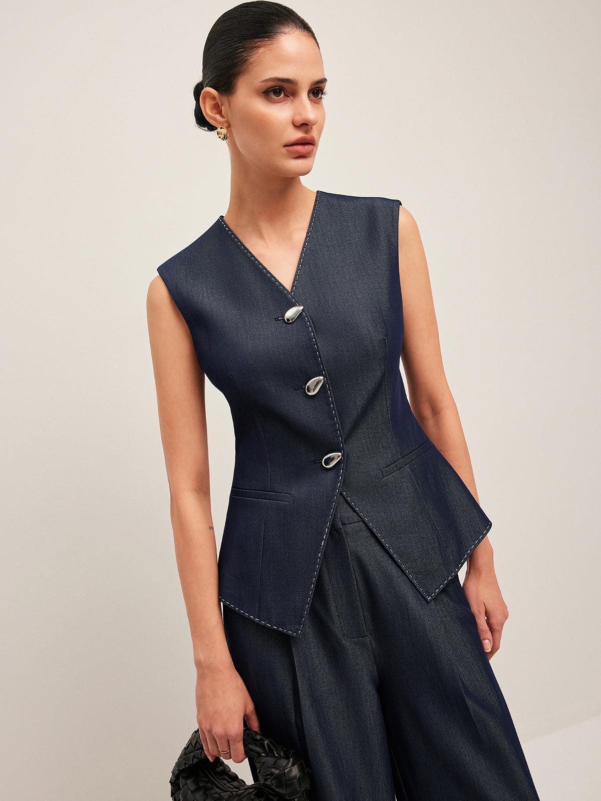 Dames Gilet met Peplum en Contrast Stiksel Elegant Design