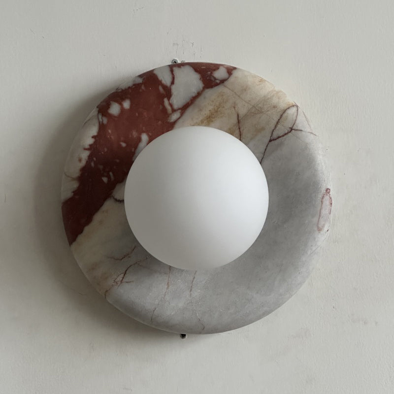 Ronde Design Wandlamp Met Marmeren Achterplaat En Glazen Bol Voor Hal En Slaapkamer