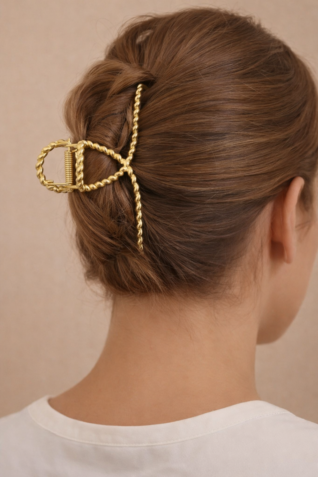 Dames Haarclip Goudkleurig Met Metaal Design - StudioMarella