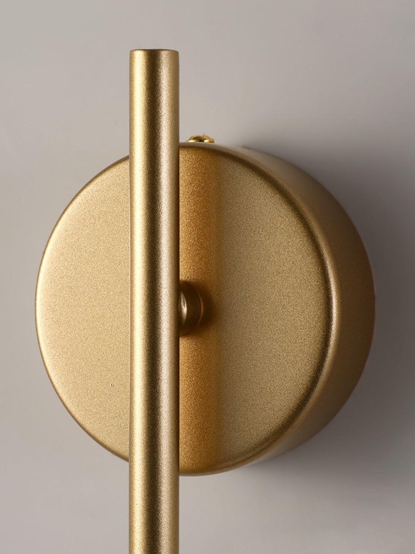 Design Wandlamp Goud Wit Glas Sfeerlicht Modern Interieur Woonaccessoires Stijlvolle Verlichting