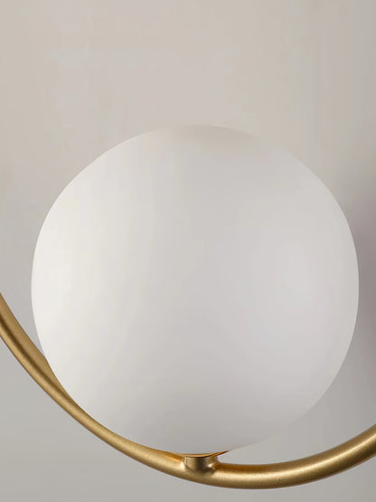 Design Wandlamp Goud Wit Glas Sfeerlicht Modern Interieur Woonaccessoires Stijlvolle Verlichting