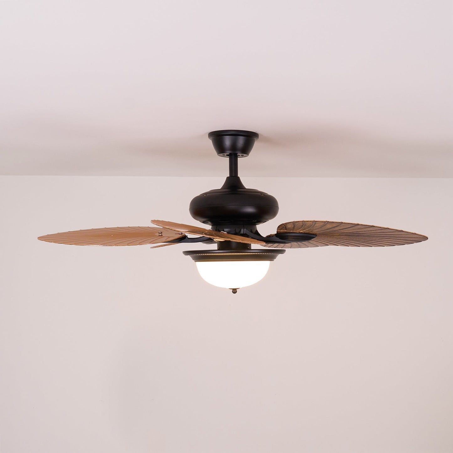 Tropische Houten Plafondventilator met Verlichting – Afstandsbediening 6 Snelheden