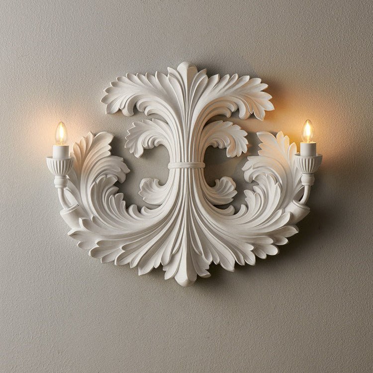 Klassieke Barok Wandlamp Met Florale Gipsdetails En Dubbele Lichtbron Voor Sfeervolle Binnenverlichting