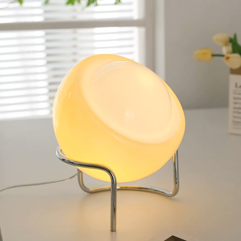 Mid-Century Tafellamp met Gekleurde Glazen Bol en Roestvrij Stalen Voet – Retro Design Verlichting voor Slaapkamer en Woonkamer