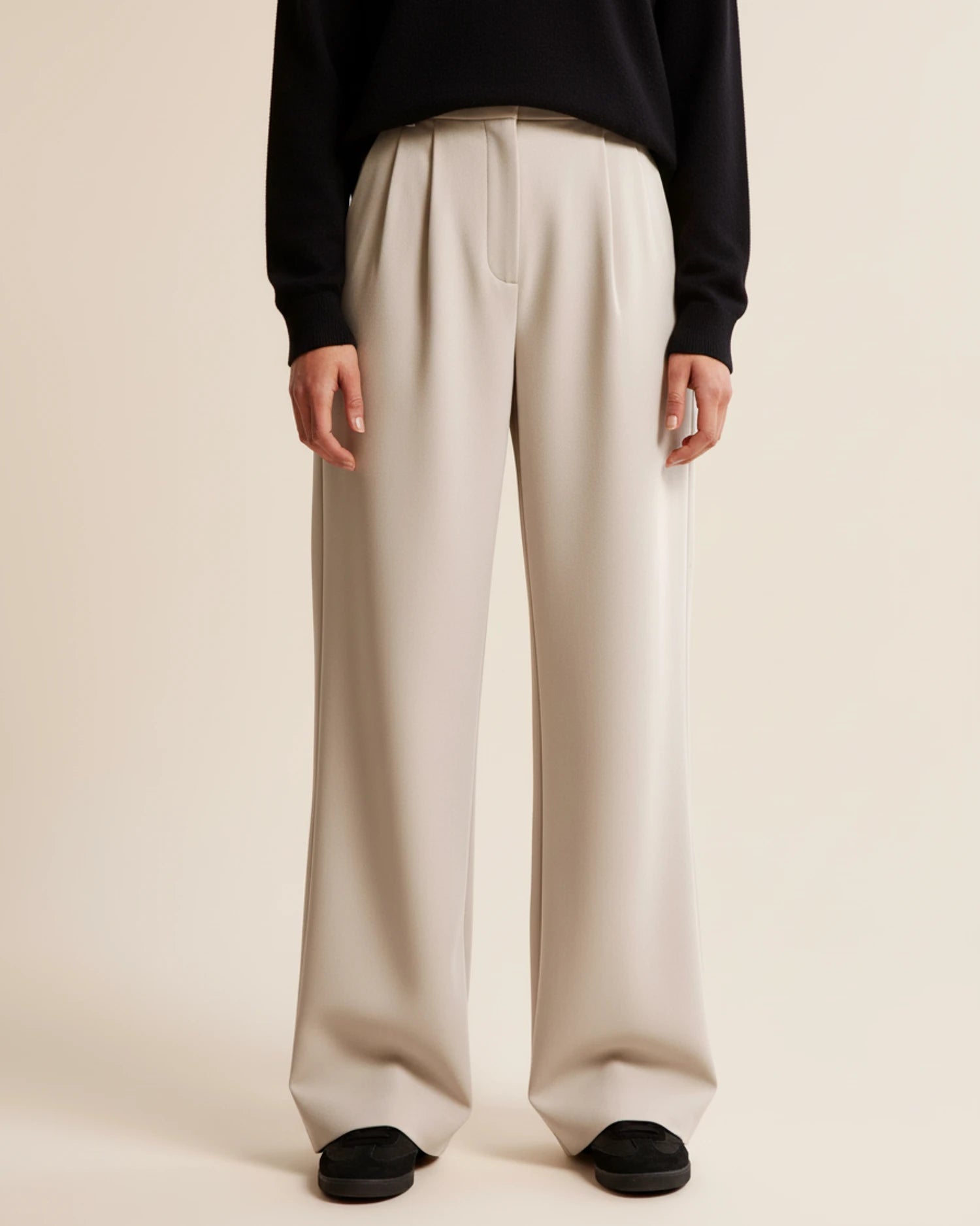 Beige Damesbroek Hoge Taille | Geplooide Damesmode 1