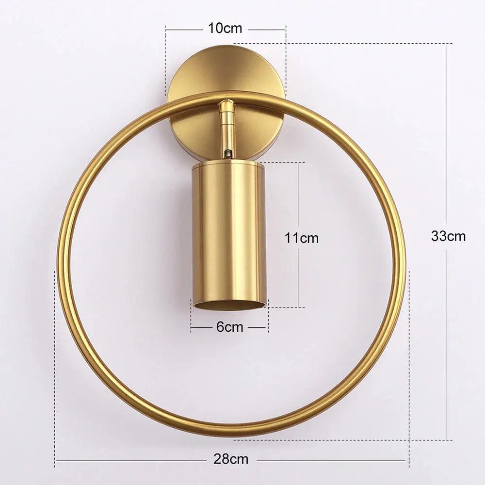 Moderne Wandlamp met Verstelbare Lampenkap – Zwart & Goud