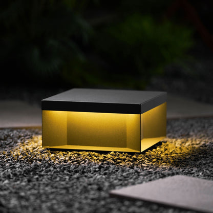 Buiten Tuinlamp Vierkant — Waterdicht IP65 Sokkel Verlichting Zwart Metaal & Matglas — 20×20×10 cm / 30×30×15 cm / 40×40×20 cm / 50×50×35 cm — Solarpaneel of Netaansluiting — 3000K/4000K/6000K — Oprit, Terras, Pad & Hek