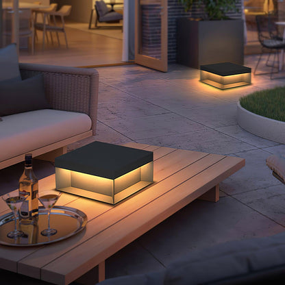 Buiten Tuinlamp Vierkant — Waterdicht IP65 Sokkel Verlichting Zwart Metaal & Matglas — 20×20×10 cm / 30×30×15 cm / 40×40×20 cm / 50×50×35 cm — Solarpaneel of Netaansluiting — 3000K/4000K/6000K — Oprit, Terras, Pad & Hek