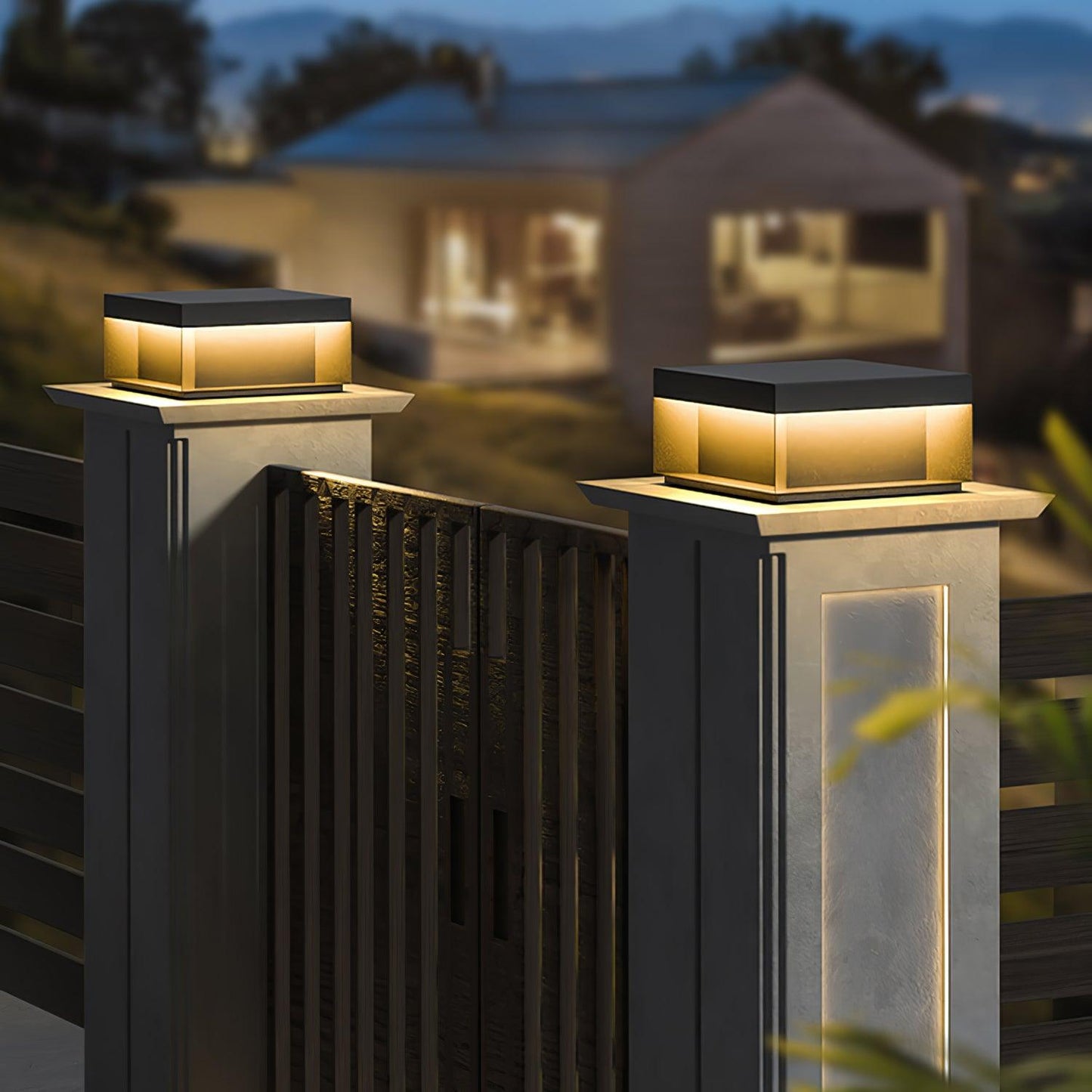 Buiten Tuinlamp Vierkant — Waterdicht IP65 Sokkel Verlichting Zwart Metaal & Matglas — 20×20×10 cm / 30×30×15 cm / 40×40×20 cm / 50×50×35 cm — Solarpaneel of Netaansluiting — 3000K/4000K/6000K — Oprit, Terras, Pad & Hek