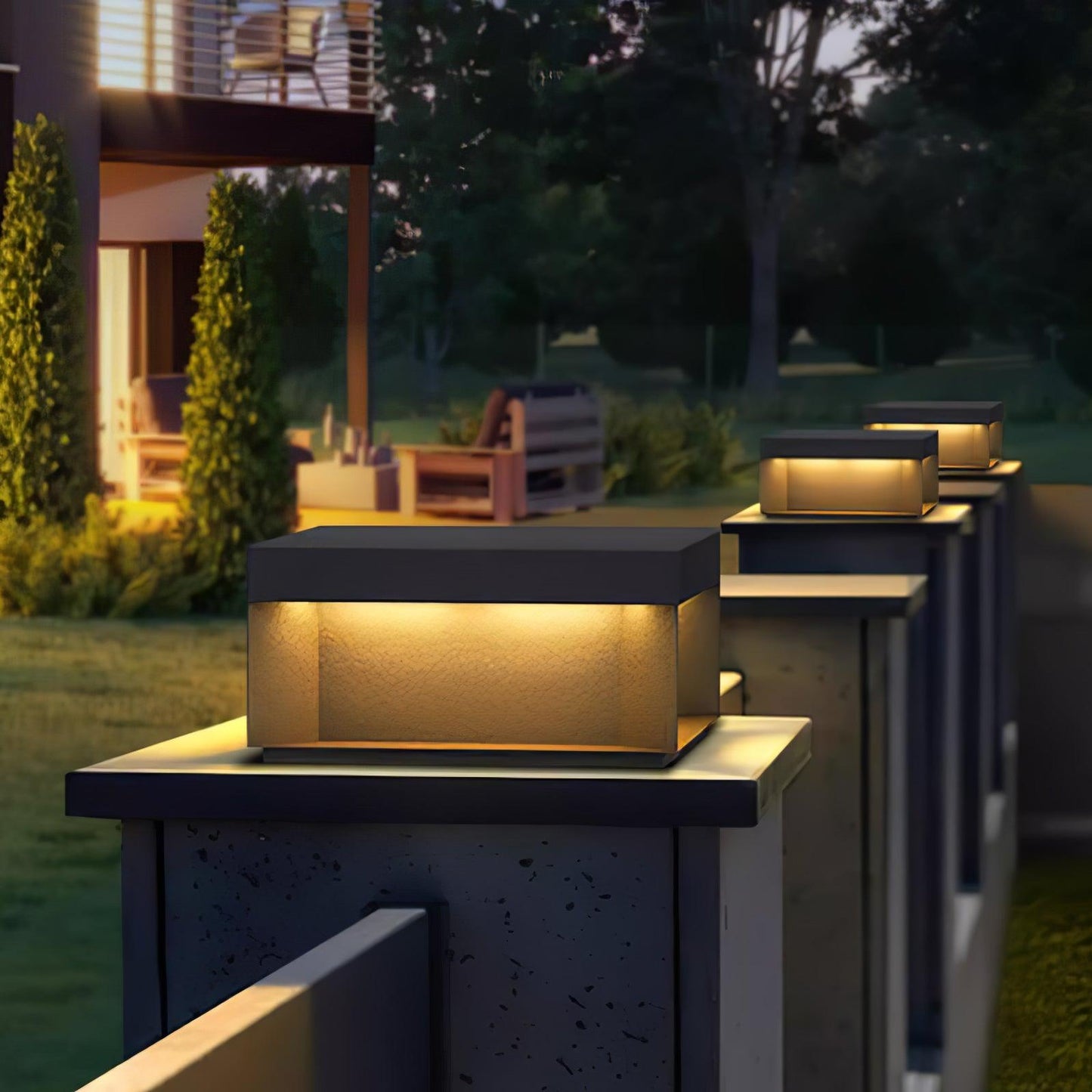 Buiten Tuinlamp Vierkant — Waterdicht IP65 Sokkel Verlichting Zwart Metaal & Matglas — 20×20×10 cm / 30×30×15 cm / 40×40×20 cm / 50×50×35 cm — Solarpaneel of Netaansluiting — 3000K/4000K/6000K — Oprit, Terras, Pad & Hek