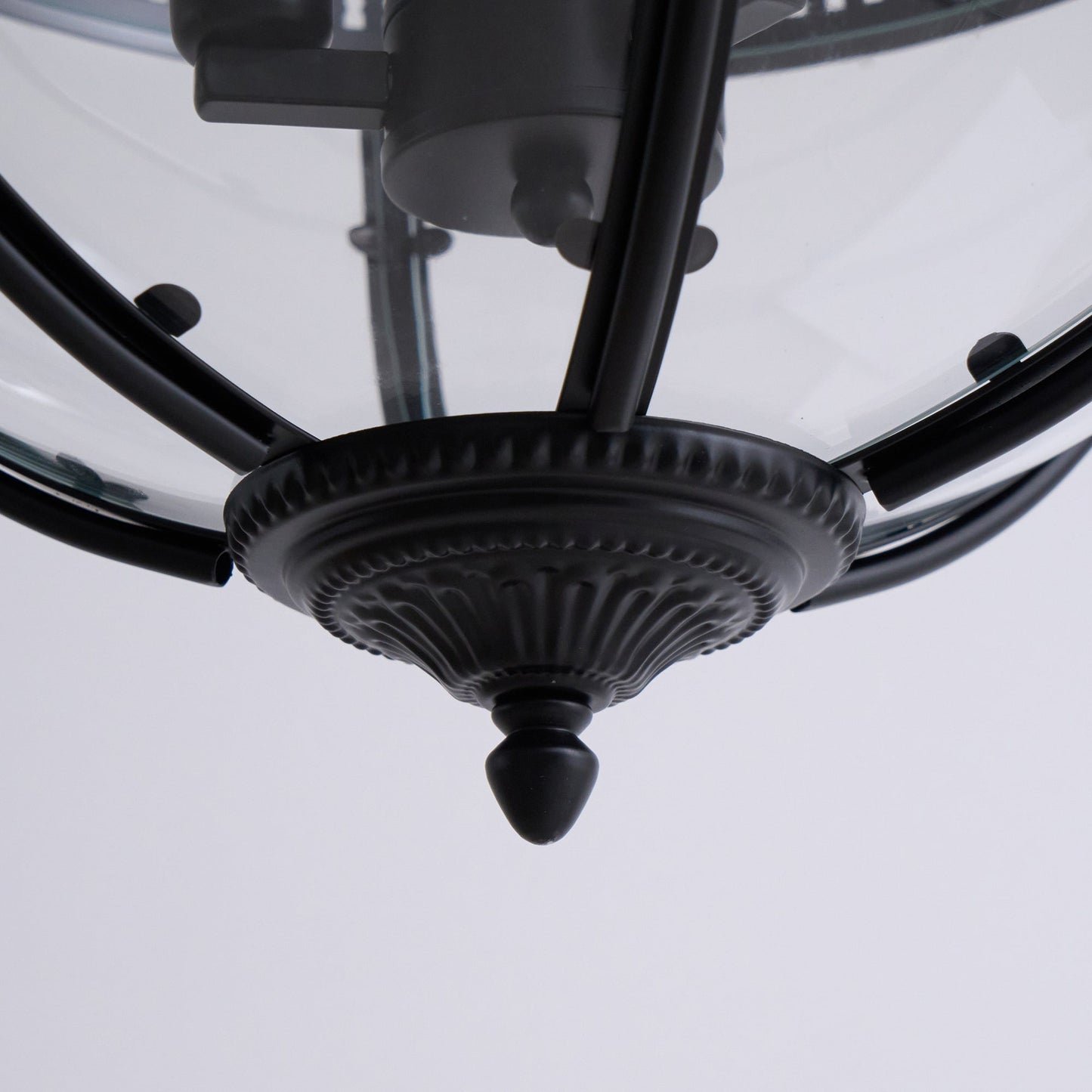 Barok Hanglamp met Glazen Kappen en Gouden Afwerking – Luxe Design Kroonluchter 3-Lichts