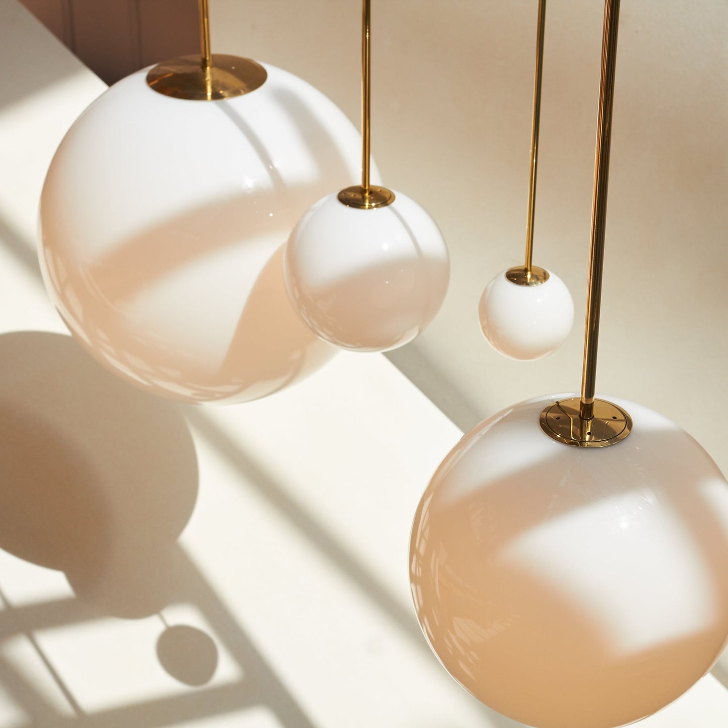 Hanglamp Messing Melkglas Plafond Minimalistisch Modern Scandinavisch Hal Eettafel Nachtkastje
