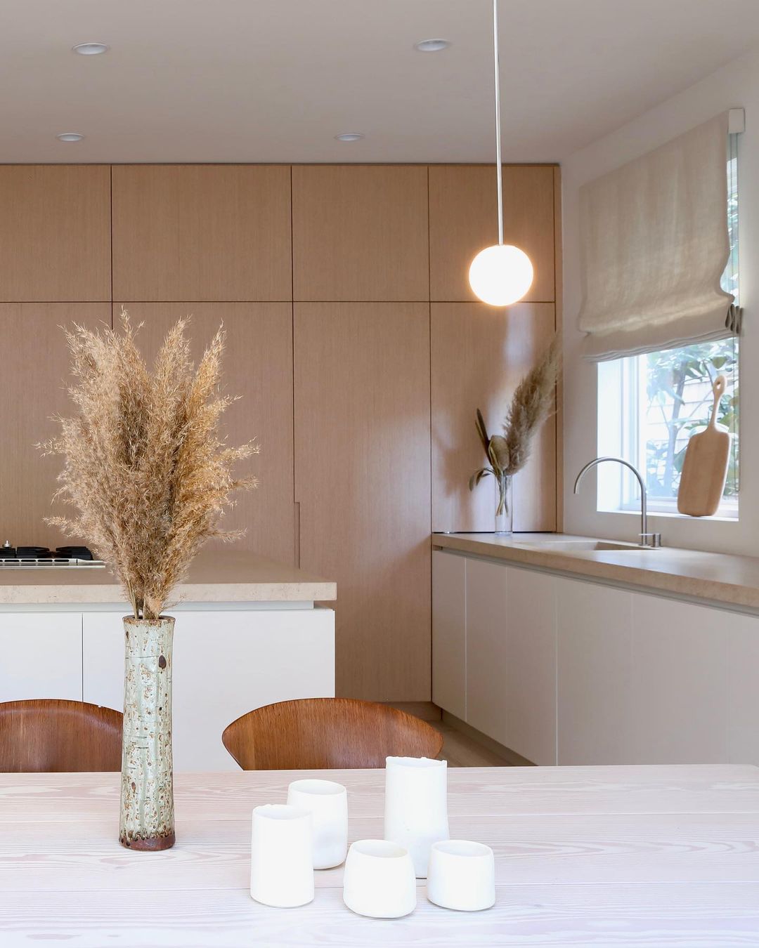 Architecturale Hanglamp met Opaal Glas — Messing of Zwart — Ø9-30cm — 100-200cm Hoogte