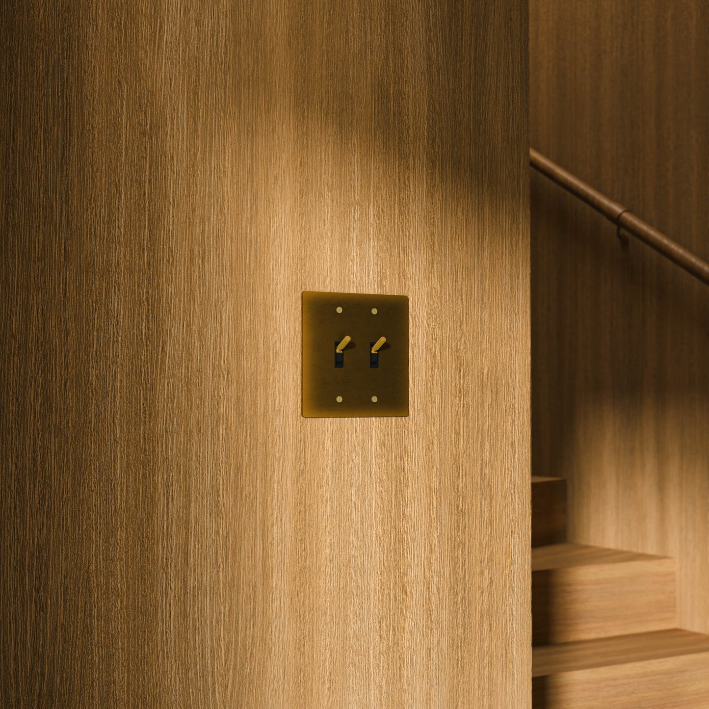 Luxe Messing Tuimelschakelaar Met Minimalistisch Design En Hoogwaardige Afwerking