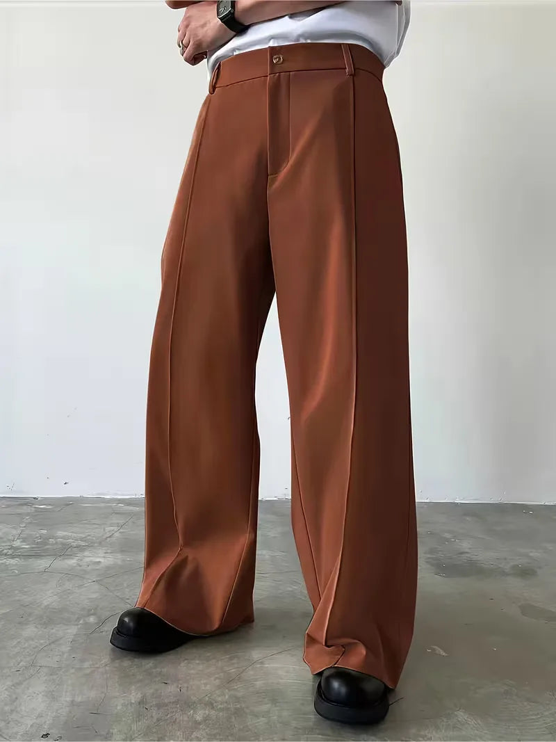 Broek met geplooid design en losse rechte pijp