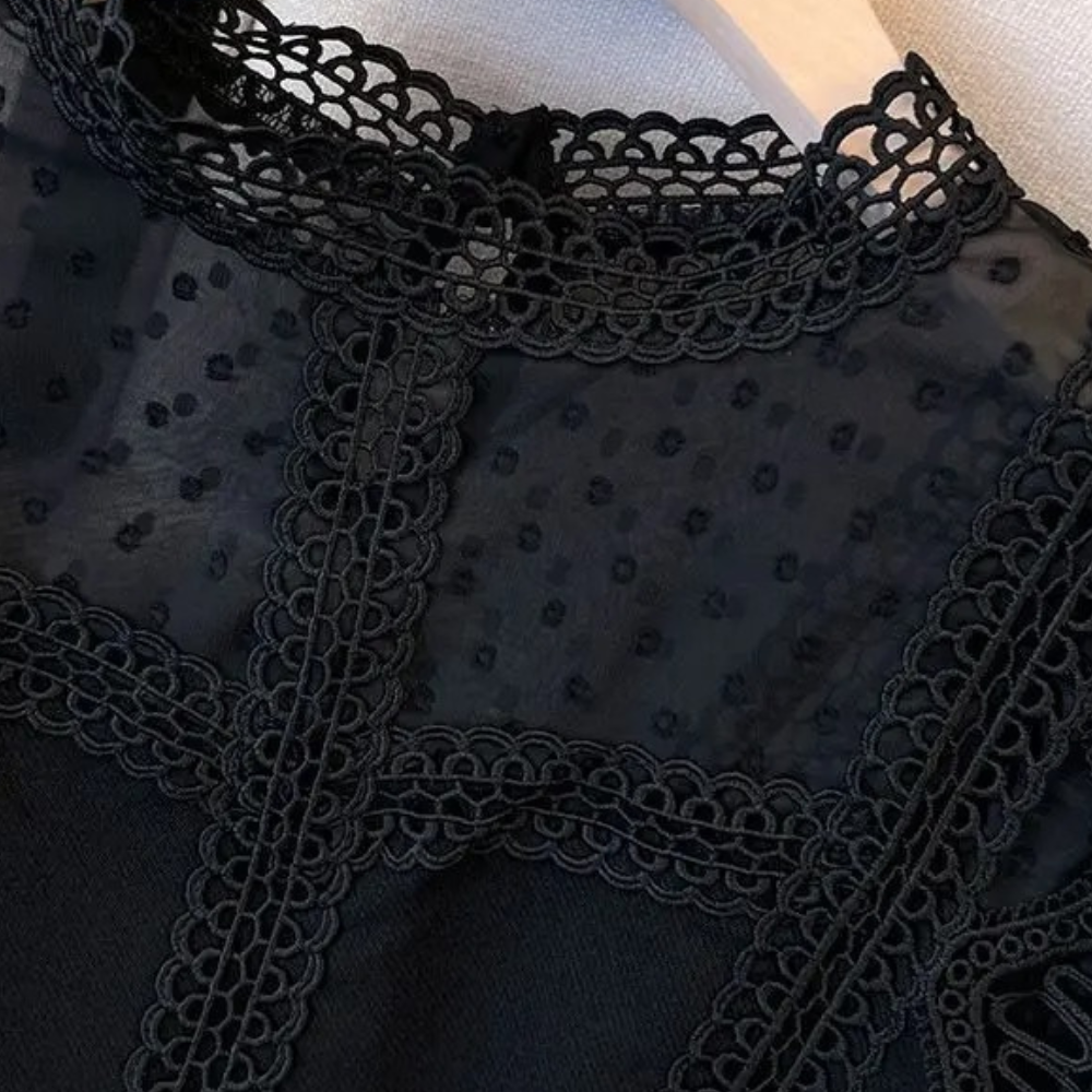 Damesblouse Zwart Elegante Knoopsluiting Stijlvol