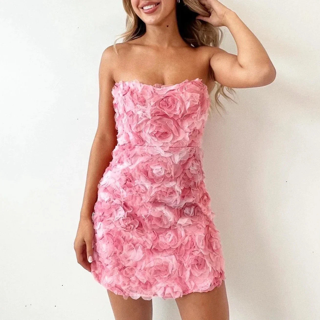 Vrouwelijke Zomerjurk Zonder Bandjes Elegant Kort