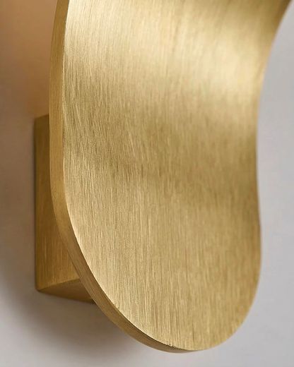 Gebogen Wandlamp Modern Minimalistisch Design Geborstelde Afwerking Diffuus Licht Decoratieve Wandverlichting voor Gang Slaapkamer Woonkamer