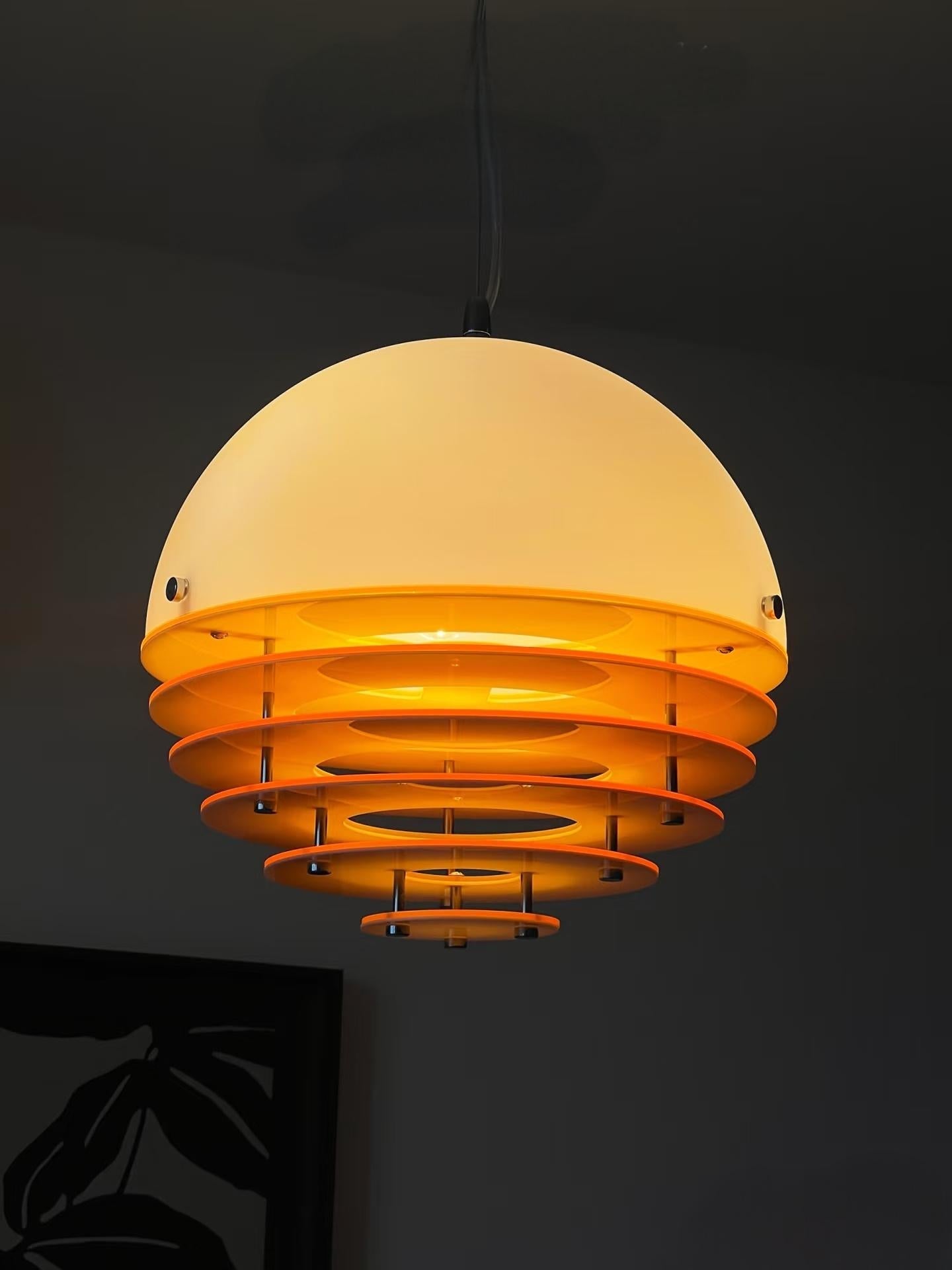 Stijlvolle Hanglamp Bauhaus Design Oranje-Wit Sfeerverlichting voor Moderne Interieurs