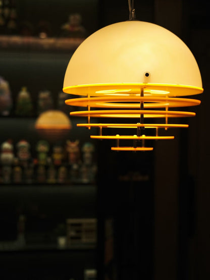 Stijlvolle Hanglamp Bauhaus Design Oranje-Wit Sfeerverlichting voor Moderne Interieurs
