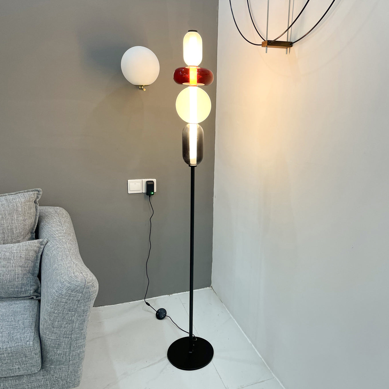 Glazen Vloerlamp met Handgeblazen Kap Zwarte Standaard Modern Design Woonkamer Verlichting