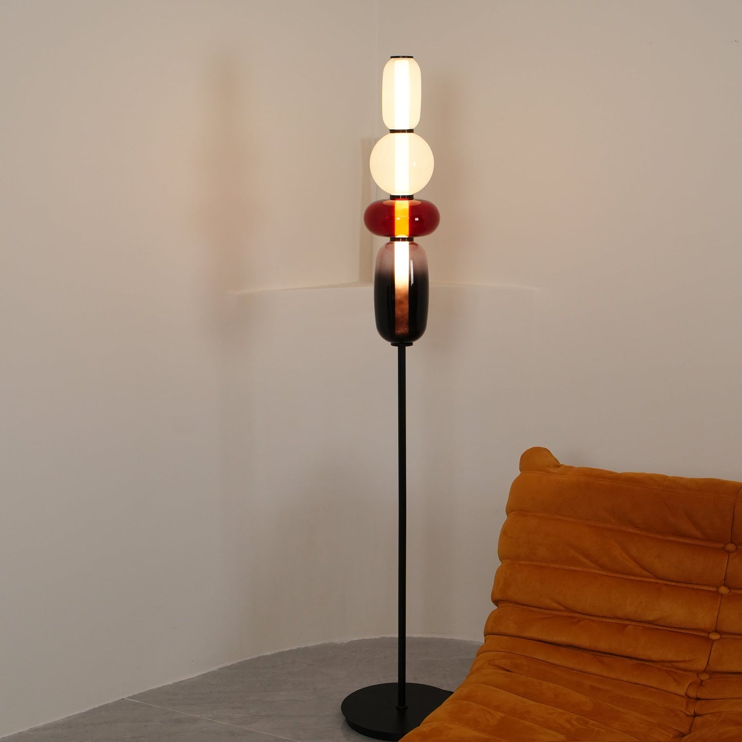 Glazen Vloerlamp met Handgeblazen Kap Zwarte Standaard Modern Design Woonkamer Verlichting