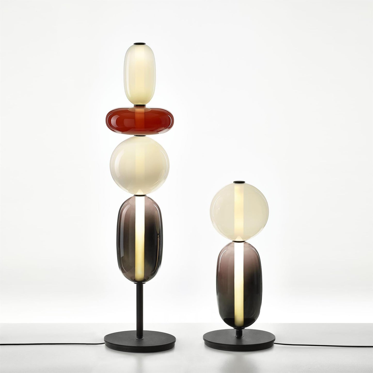 Glazen Vloerlamp met Handgeblazen Kap Zwarte Standaard Modern Design Woonkamer Verlichting