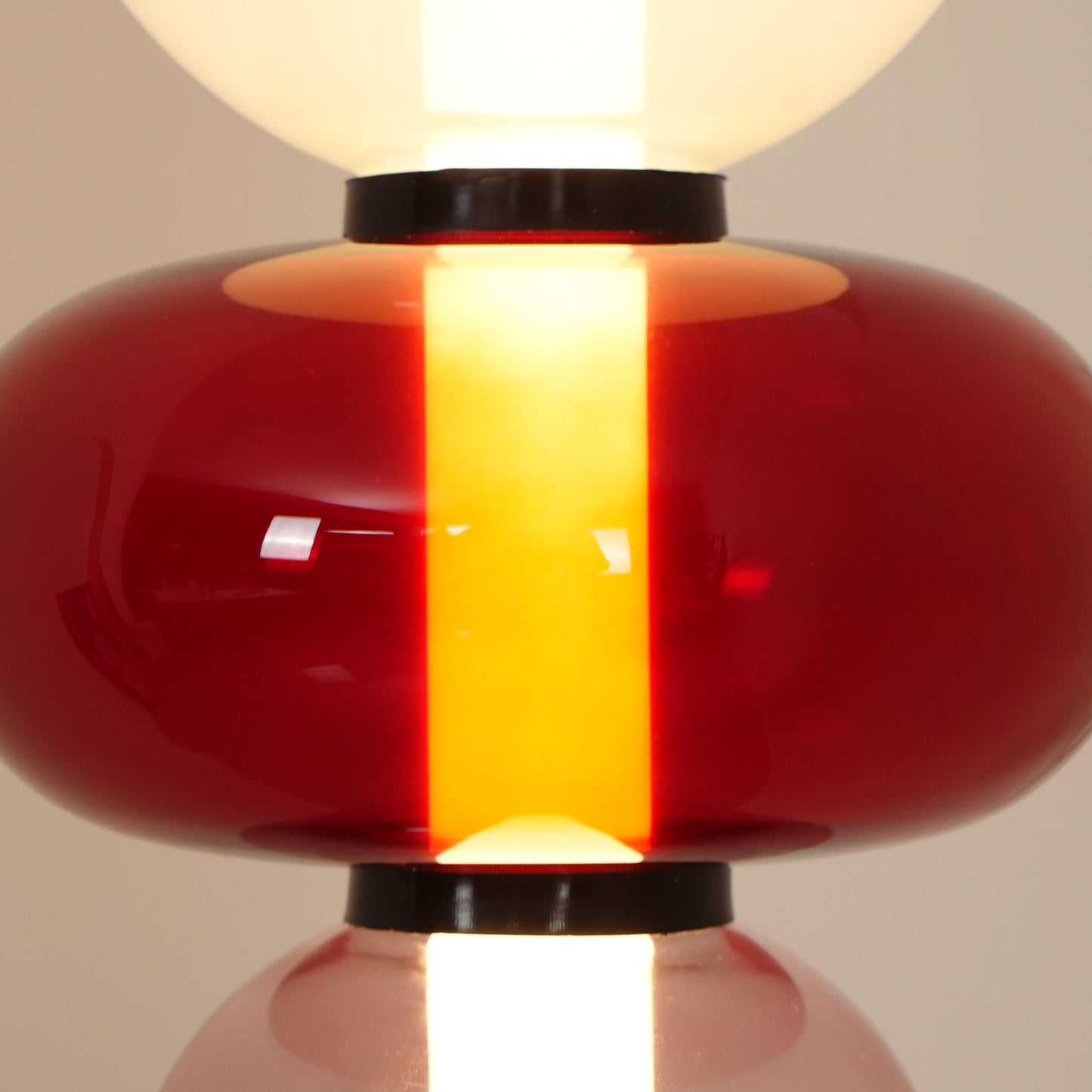 Vloerlamp Glas LED 130 of 160 cm Rood Wit Zwart Woonkamer Design Staande Lamp Lichtobject Interieur