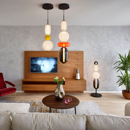 Glazen Hanglamp met Handgeblazen Kappen – Moderne Verlichting met Ambachtelijk Glaswerk
