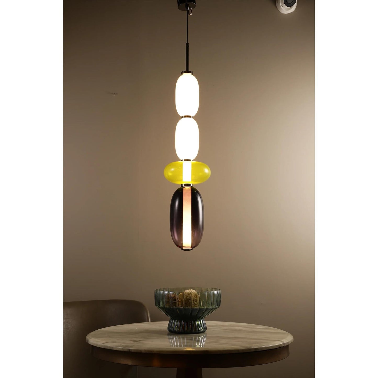 Glazen Hanglamp met Handgeblazen Kappen – Moderne Verlichting met Ambachtelijk Glaswerk