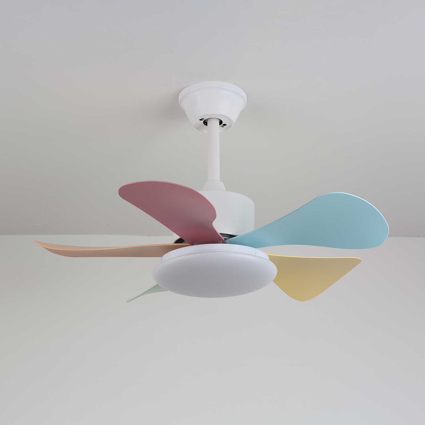 Plafondventilator met gekleurd glaslicht – Ø76cm dimbaar – 6 snelheden incl. afstandsbediening – stille motor – modern design voor woonkamer slaapkamer