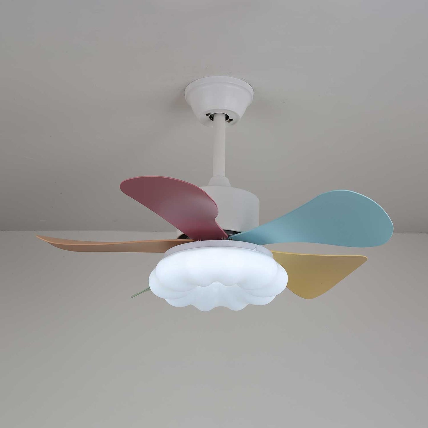Plafondventilator met gekleurd glaslicht – Ø76cm dimbaar – 6 snelheden incl. afstandsbediening – stille motor – modern design voor woonkamer slaapkamer