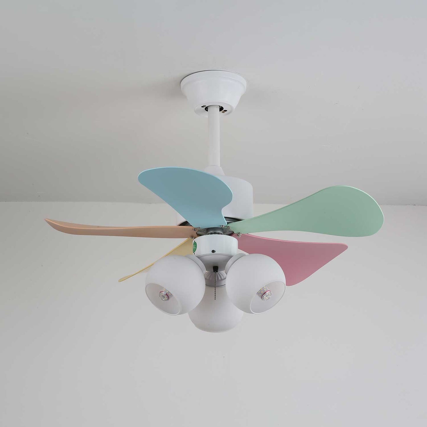 Plafondventilator met gekleurd glaslicht – Ø76cm dimbaar – 6 snelheden incl. afstandsbediening – stille motor – modern design voor woonkamer slaapkamer