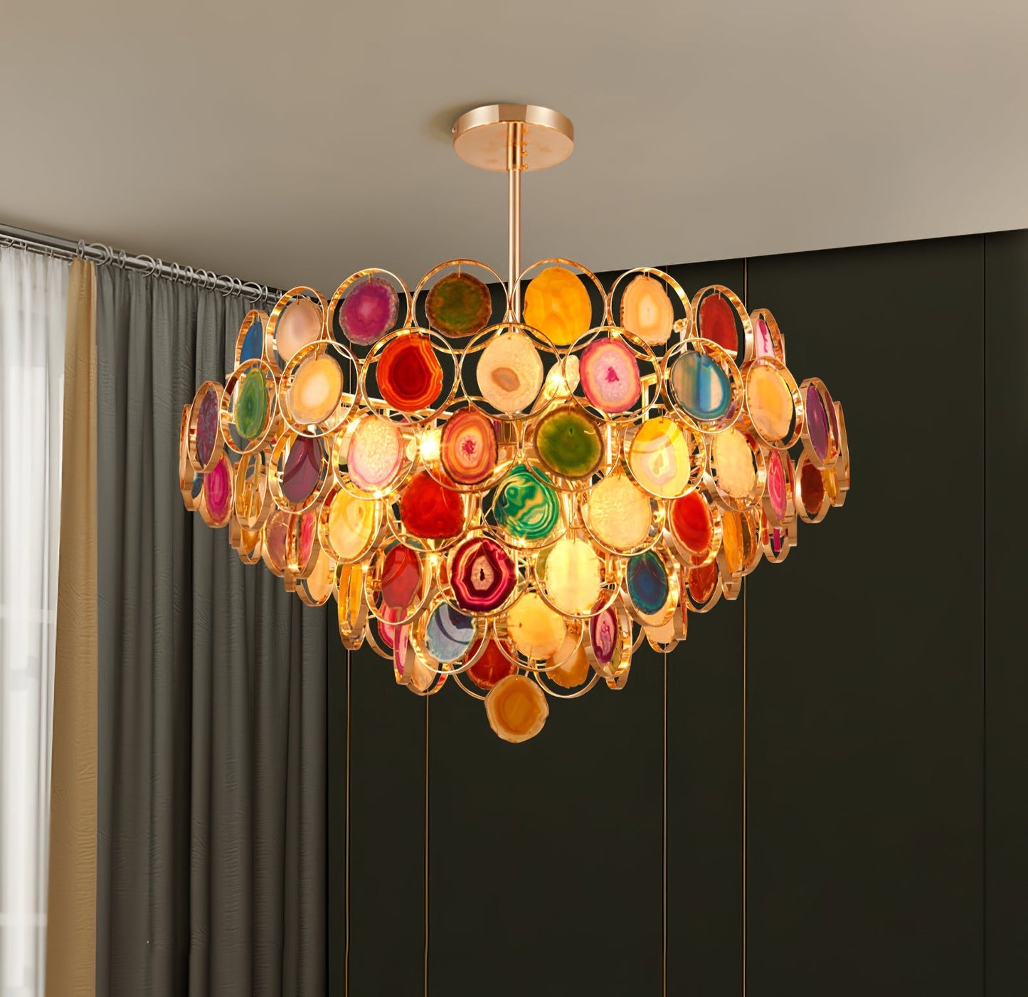 Agaat Kroonluchter – Natuursteen Hanglamp met Goudkleurige Montage – Echt Braziliaans Agaat Verlicht