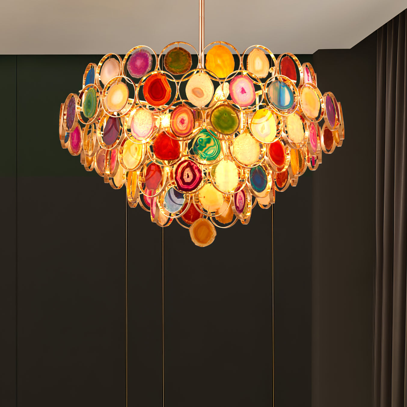 Agaat Kroonluchter – Natuursteen Hanglamp met Goudkleurige Montage – Echt Braziliaans Agaat Verlicht