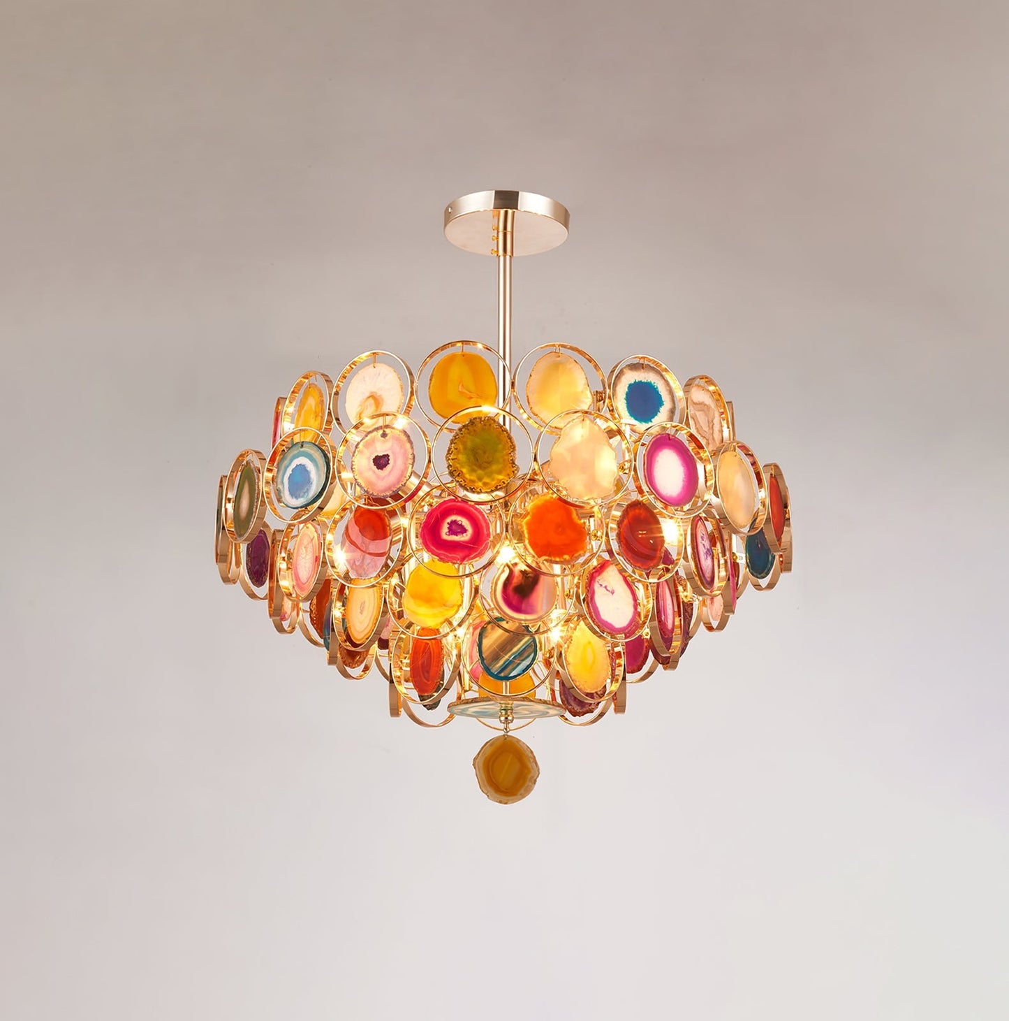 Agaat Kroonluchter – Natuursteen Hanglamp met Goudkleurige Montage – Echt Braziliaans Agaat Verlicht