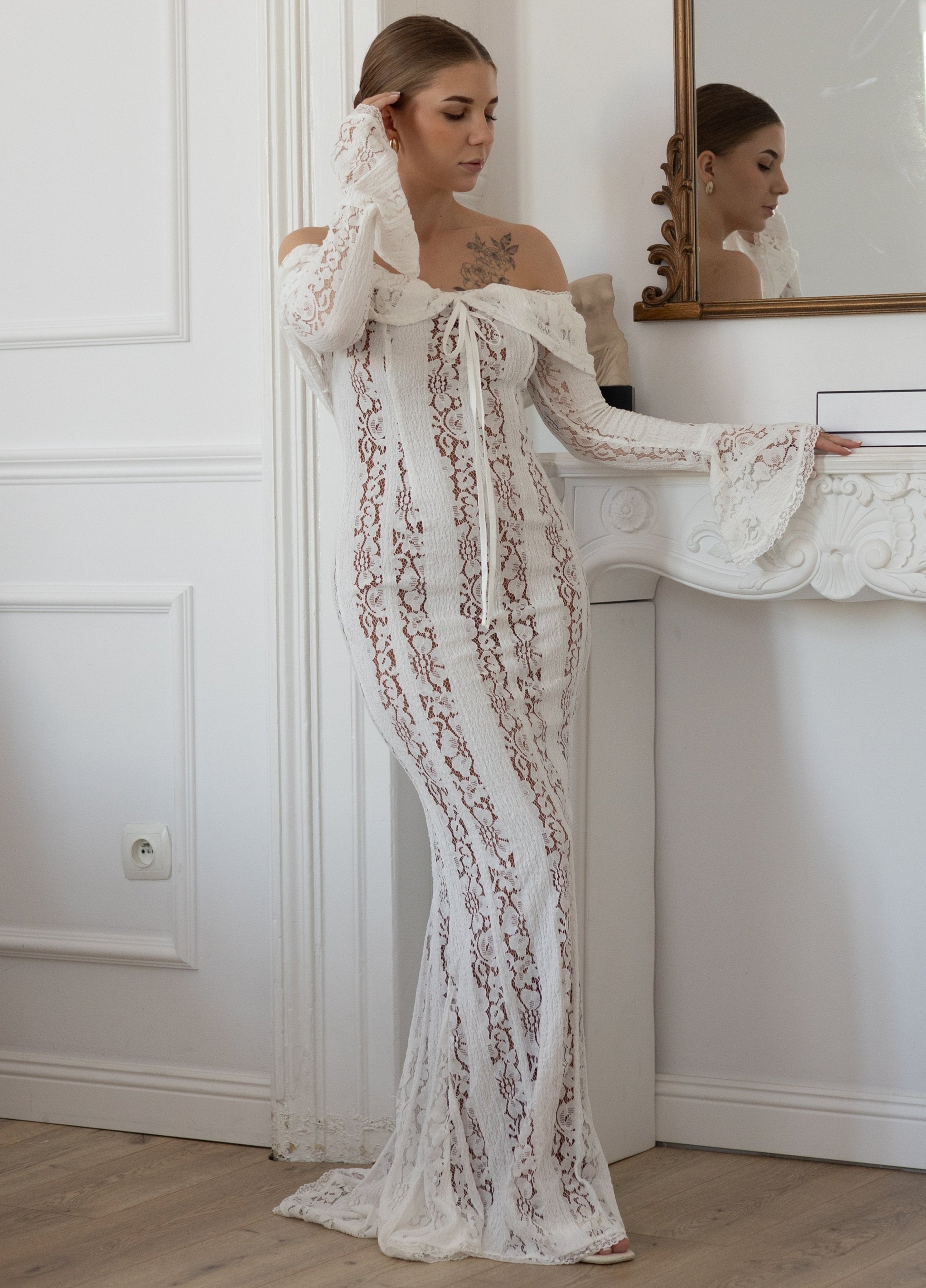 Kerstin | Maxi Jurk van Kant met Tijdloze Stijl en Comfortabele Pasvorm - StudioMarella