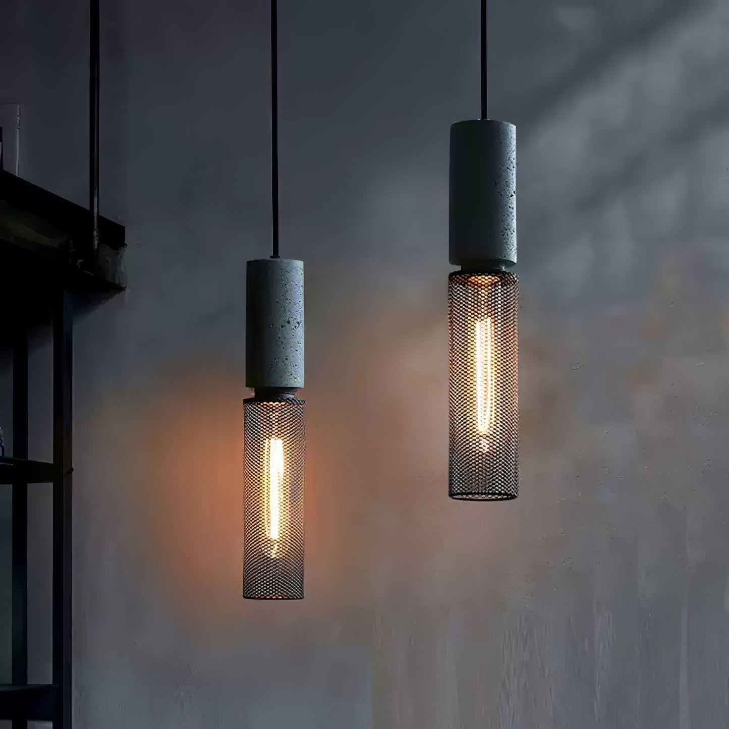 Industriële Hanglamp met Cement & Zwart Mesh — 6 Vormen
