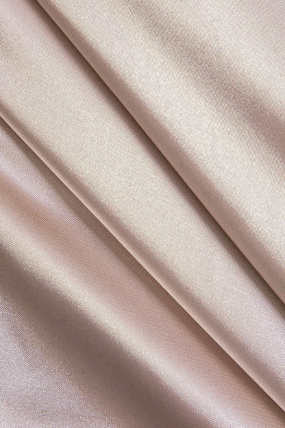 Vrouwelijke Blouse Asymmetrische Mouw van Satijn