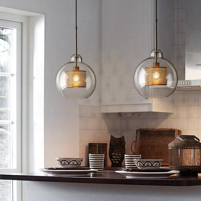 Glazen Hanglamp met Metalen Gaaskap Transparant Amber Zwart Goud 20-30cm Scandinavisch Design Eetkamer Keuken