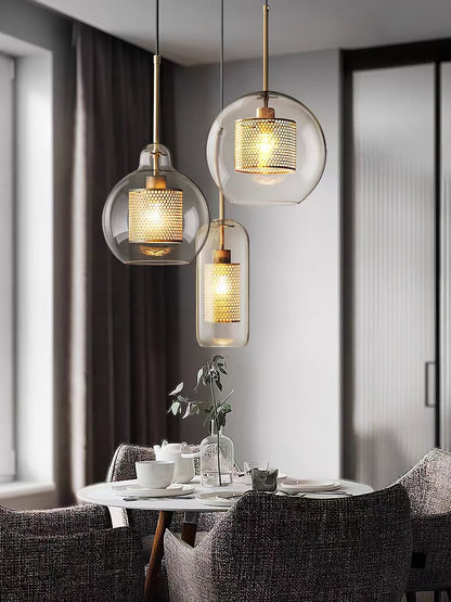 Glazen Hanglamp met Metalen Gaaskap Transparant Amber Zwart Goud 20-30cm Scandinavisch Design Eetkamer Keuken