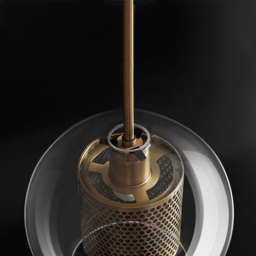 Glazen Hanglamp met Metalen Gaaskap Transparant Amber Zwart Goud 20-30cm Scandinavisch Design Eetkamer Keuken