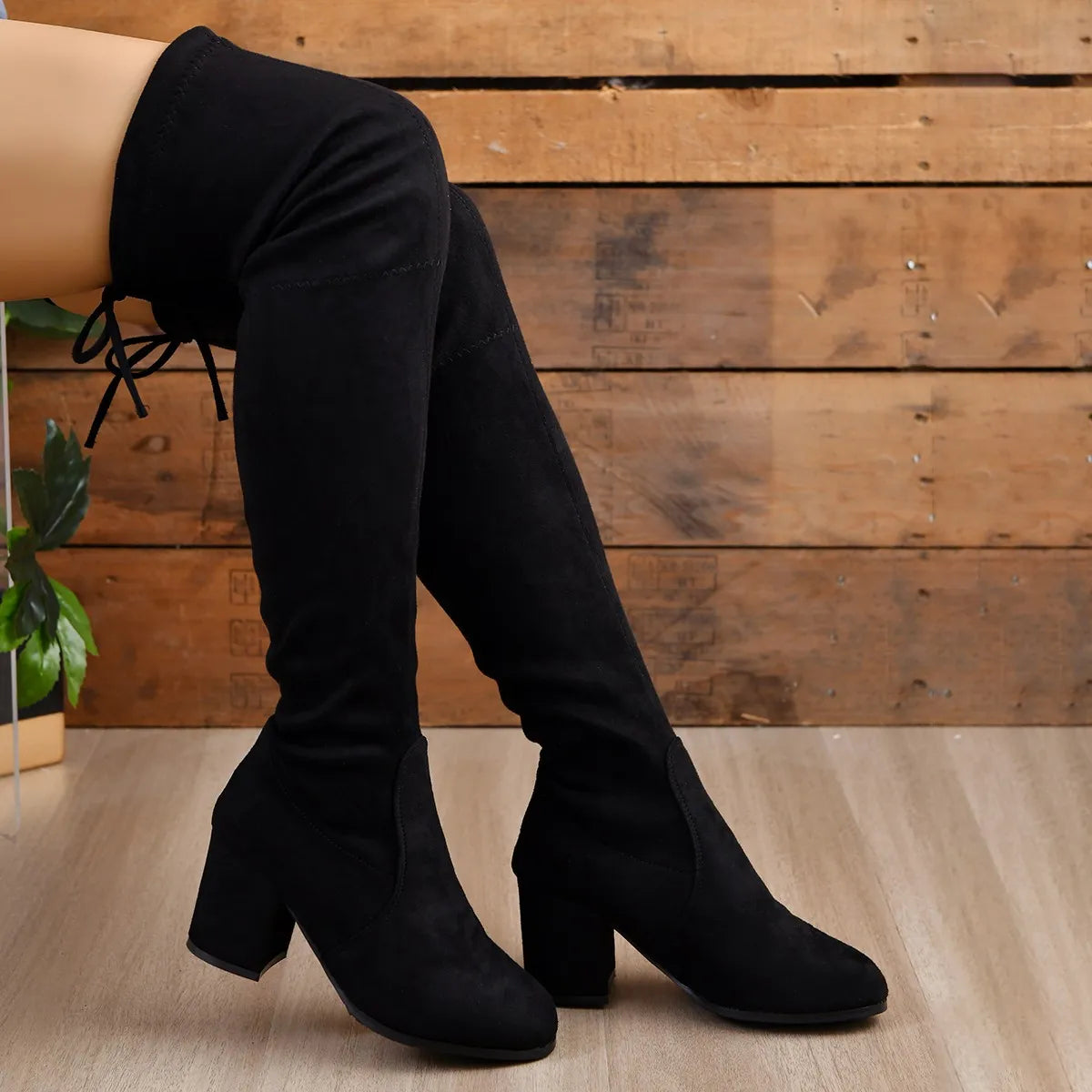 Dames Overknee Laarzen met Blokhak en Stijlvol Design